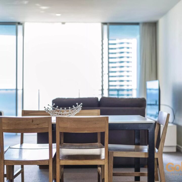 2-bedroom apartment dining table - Level 13