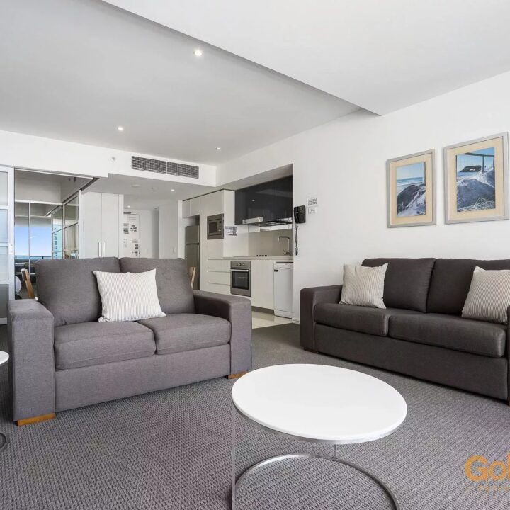 2 bedroom apartment seating area - Level 6