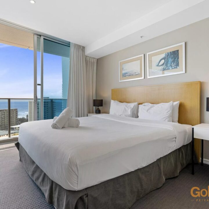 master bedroom with ocean views - Level 11