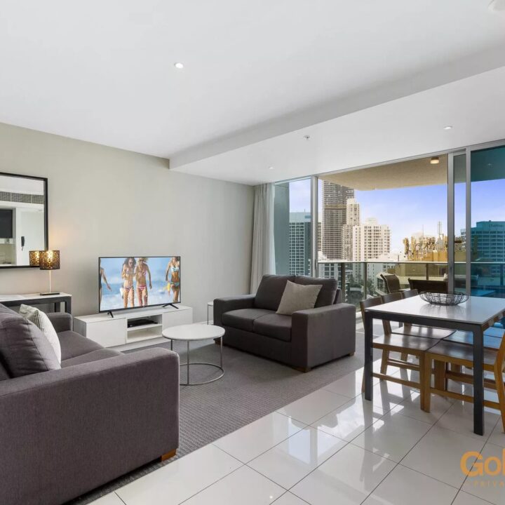 two bedroom apartments surfers paradise - Level 11