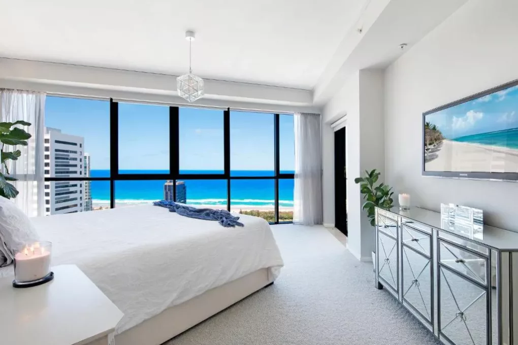 3 bedroom Broadbeach holiday apartment