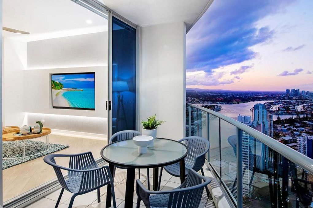 3-bedroom sub-penthouse apartments surfers paradise