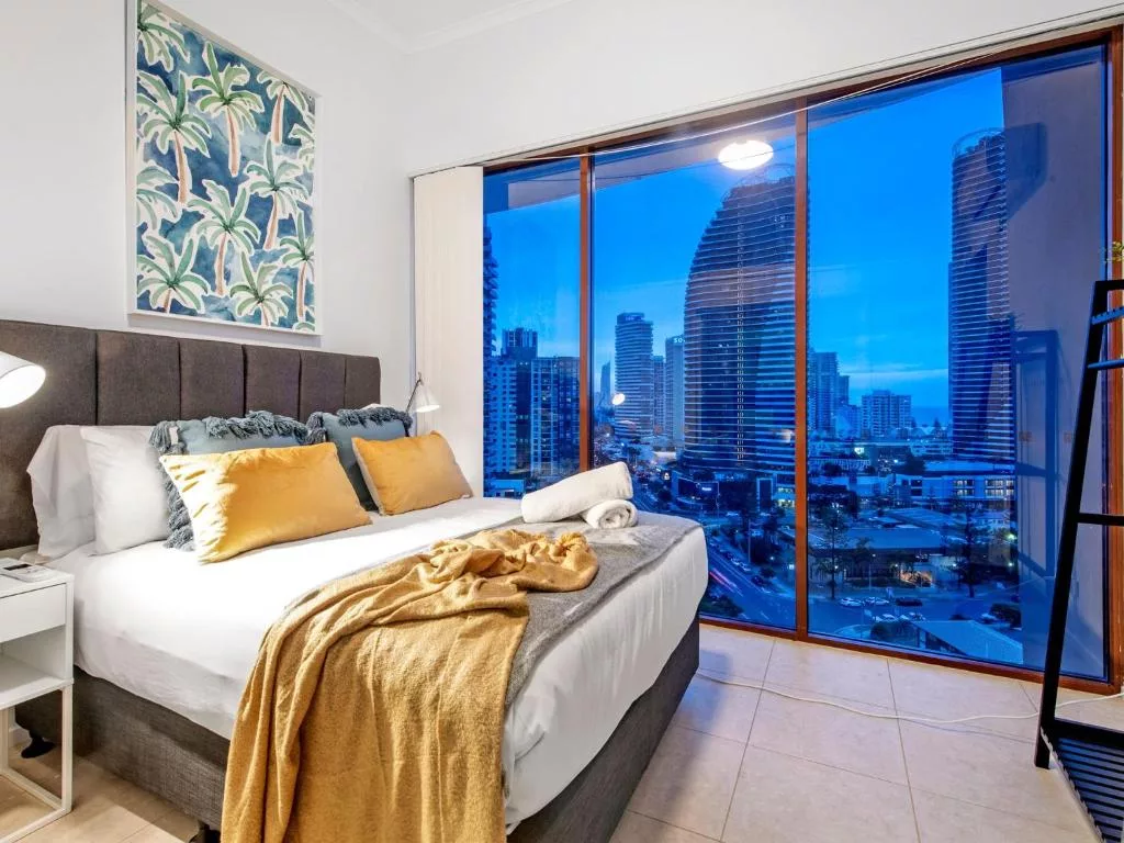 Fabulous ground floor condo, private patio, walk to ... - Apartment Finder