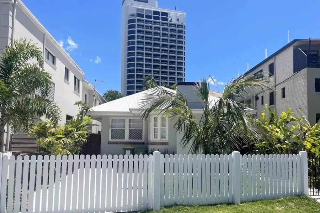 holiday home surfers paradise