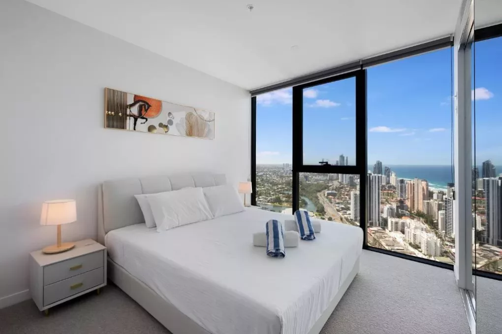 broadbeach apartment 2-bedroom