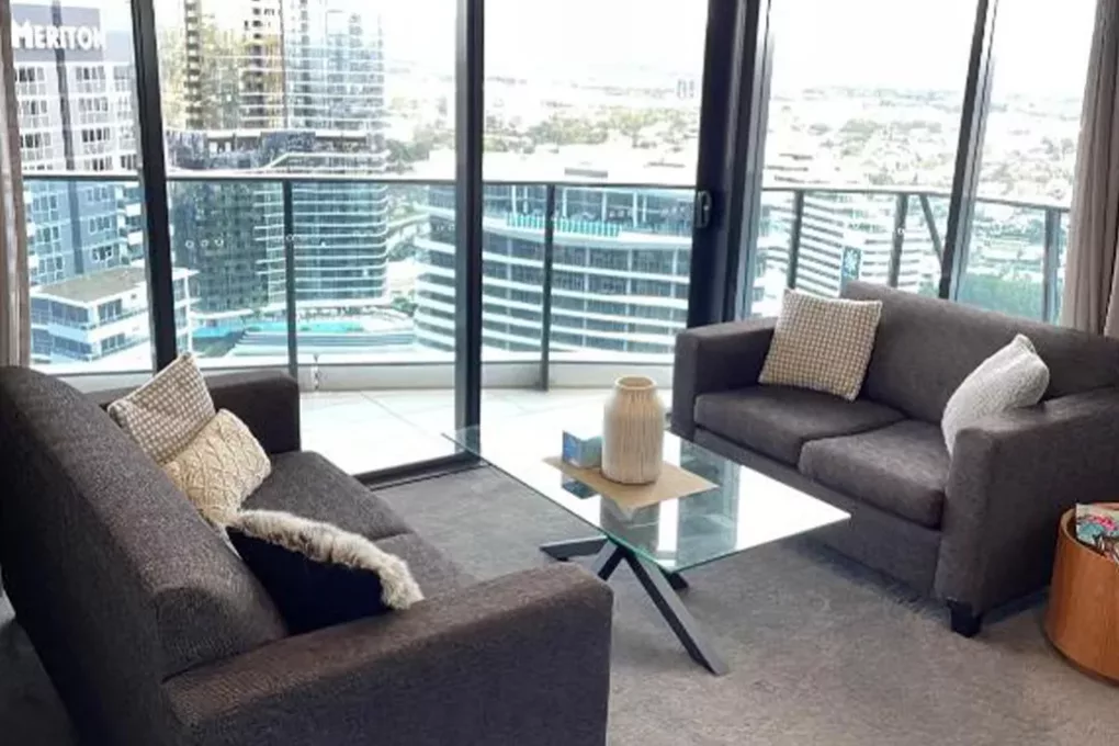 broadbeach apartment 4-bedroom