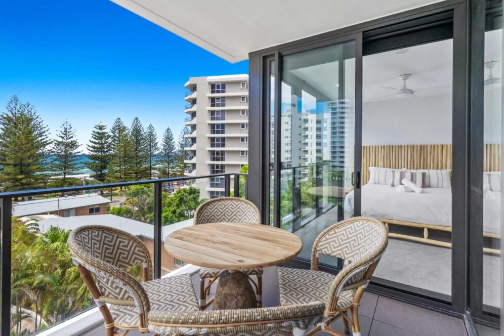 2 Bedroom Apartments Sandbar Burleigh Heads