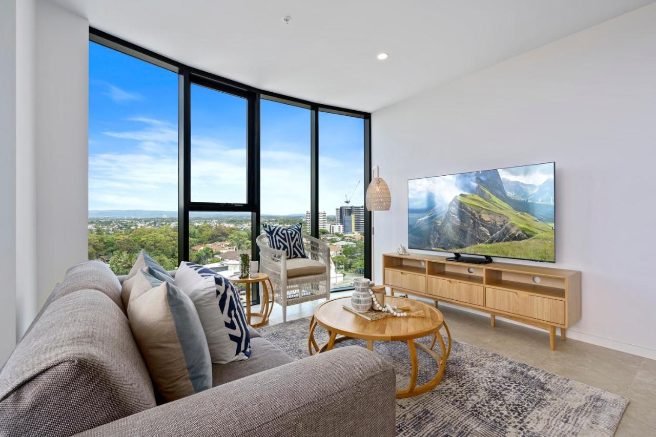 The Gallery Broadbeach 2 Bed Apartments - GCLR - Gold Coast Private ...