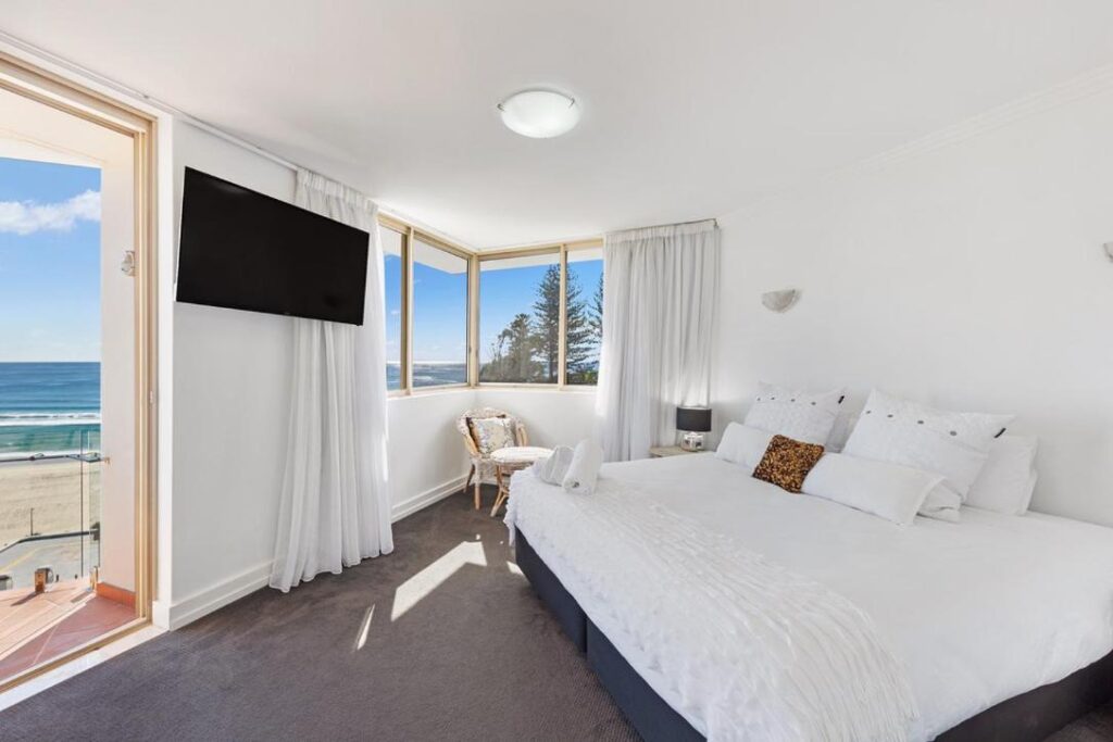 2 bedroom Coolangatta Penthouse