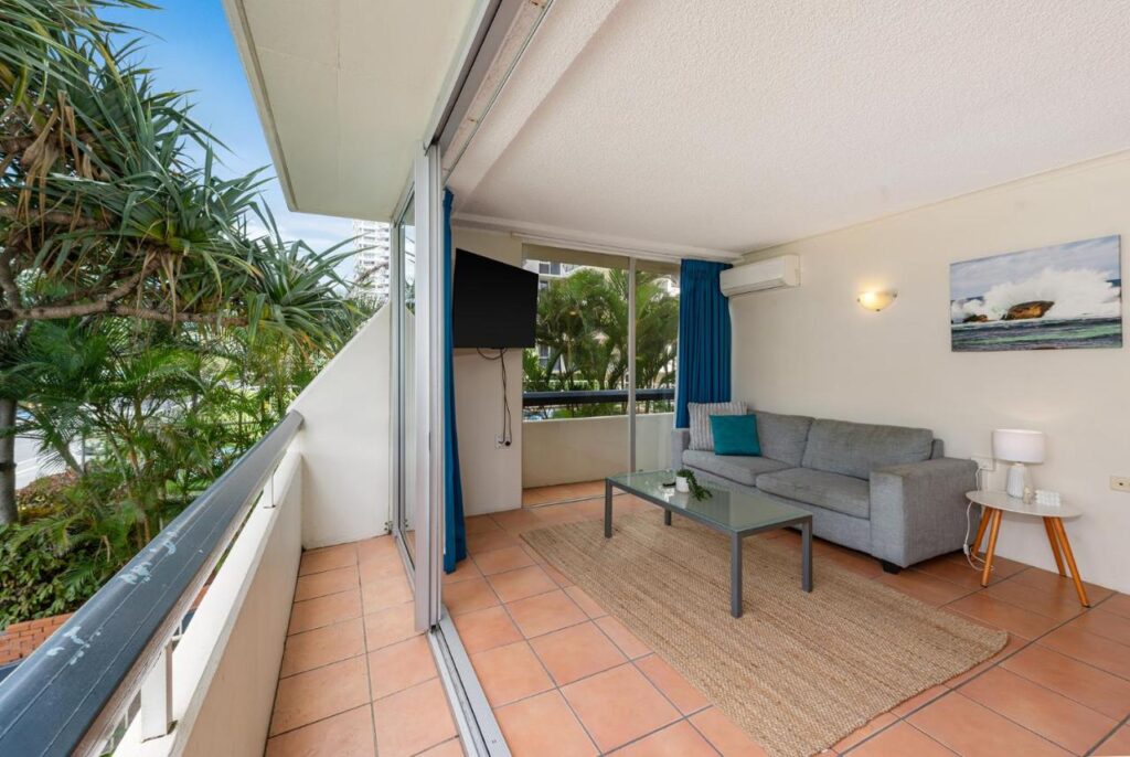 hi ho broadbeach apartments
