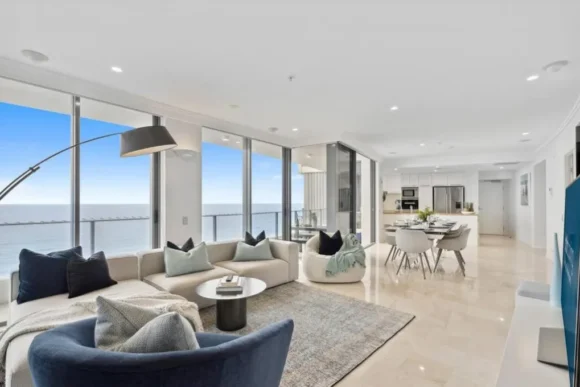 Broadbeach Accommodation on the Beach: Best Ocean-View Stays