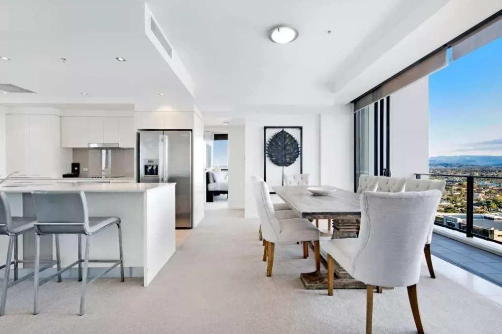 Luxury Broadbeach Penthouse Apartment at Sierra Grand