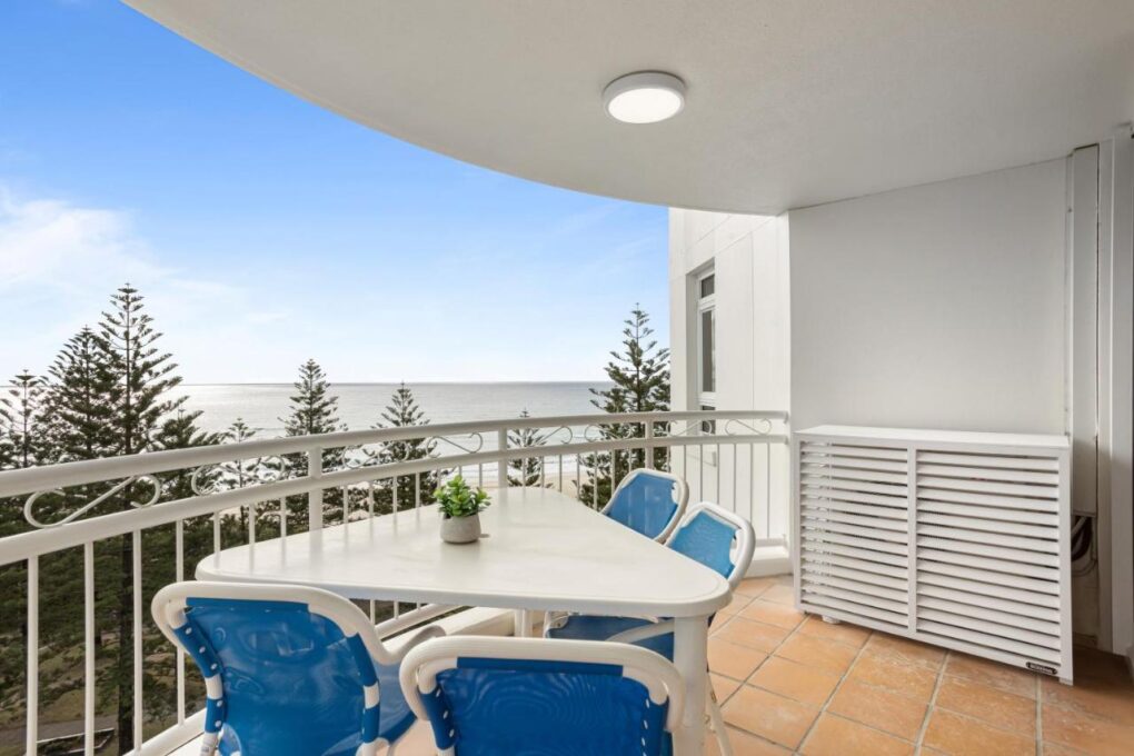 ULTIQA Burleigh Heads beachfront apartment