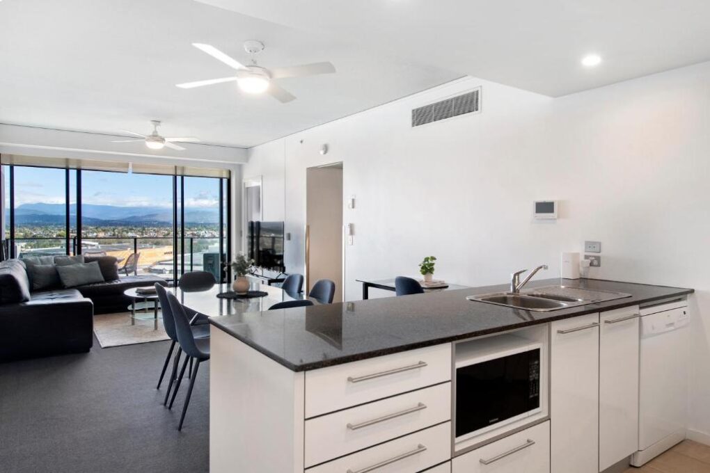2 bedroom broadbeach apartments sierra grand