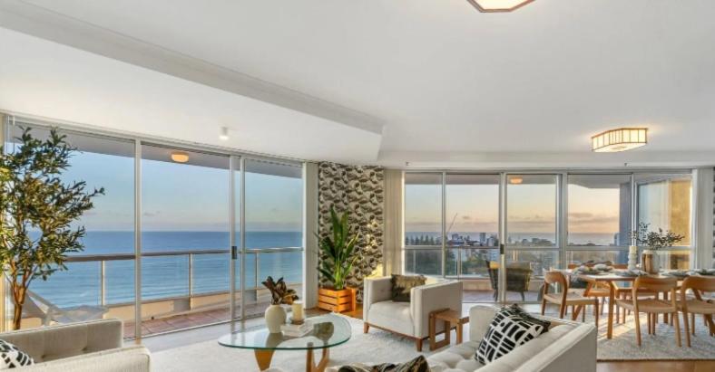 3 Bedroom Sub-Penthouse Apartment Coolangatta