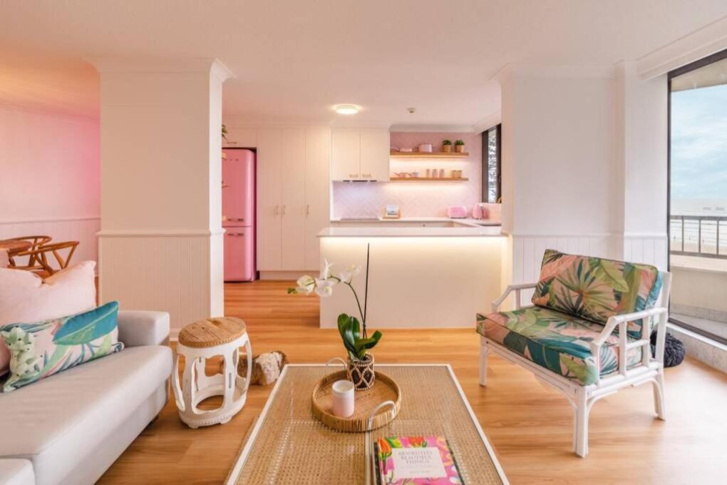 beachfront burleigh accommodation