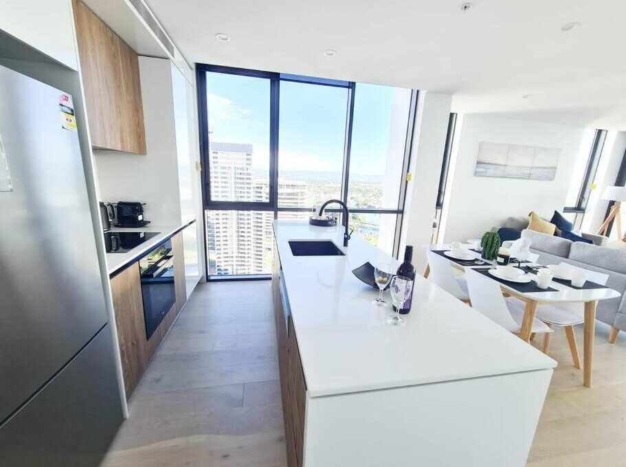 broadbeach accommodation near beach
