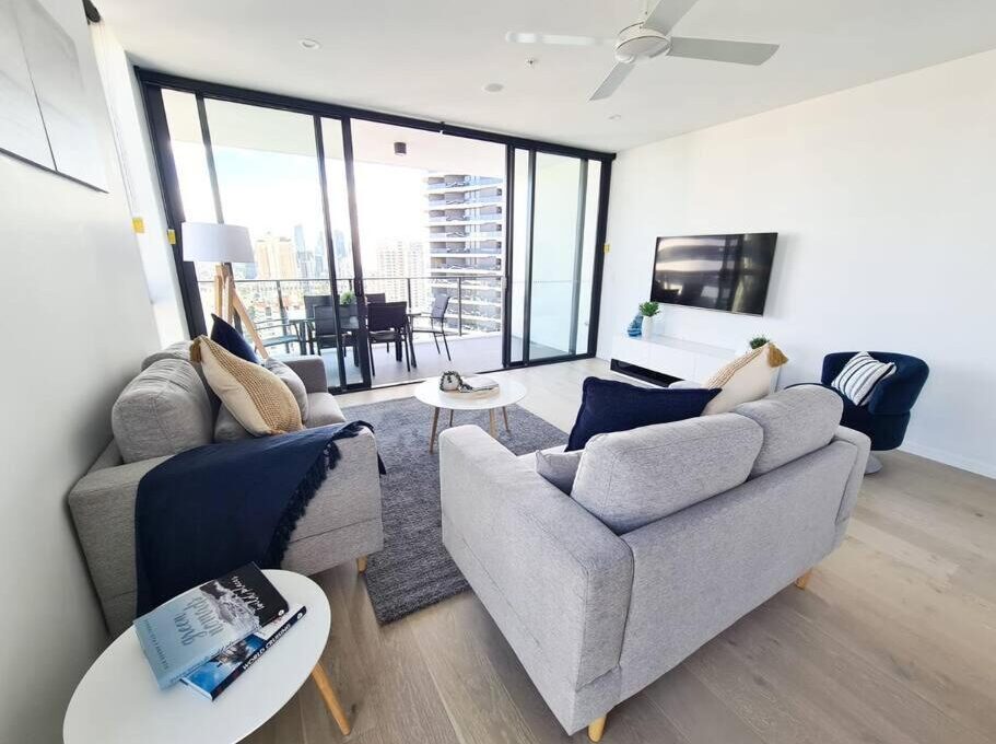 koko 2 bedrooom apartment broadbeach