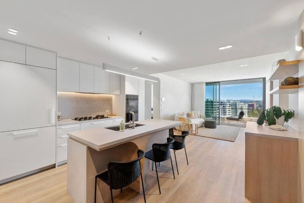 luxury coolangatta accommodation