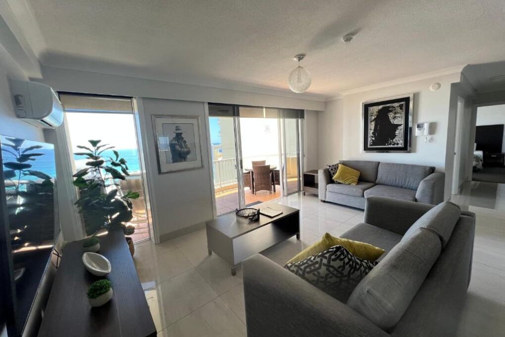 morrocan surfers paradise 2 bedroom apartment