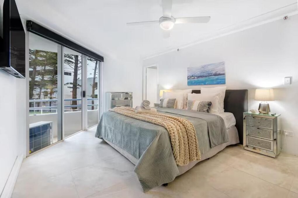 surfers paradise 2 bedroom beachfront accommodation